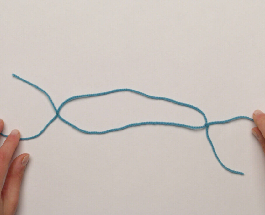How to join two yarn balls with the Magic Knot