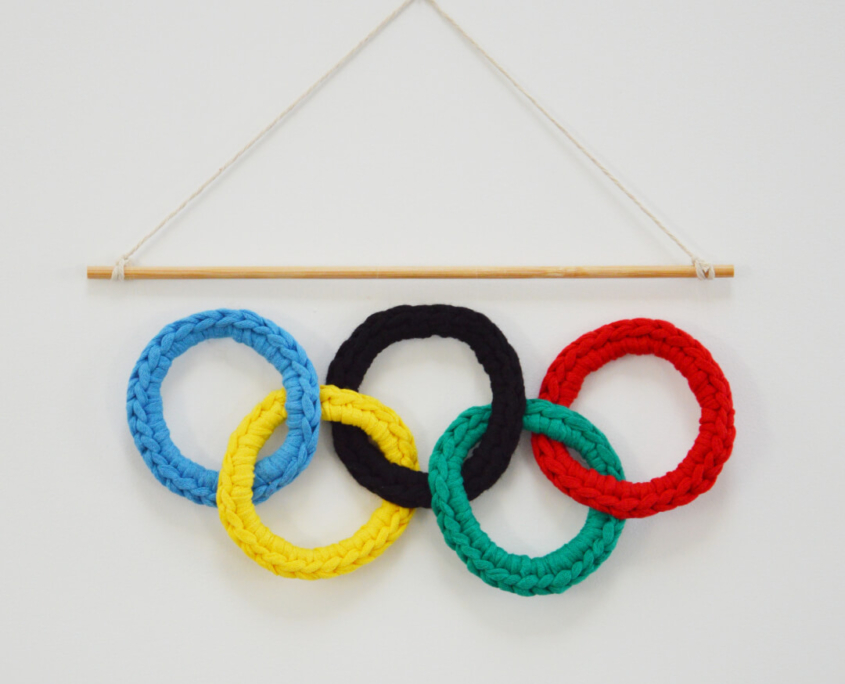 knitting and sport: olympic rings